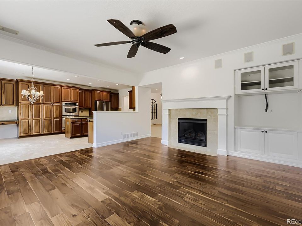 1st image of 10398 Nottingham Drive