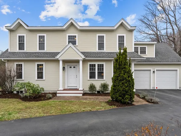 210 School St, Framingham, MA 01701