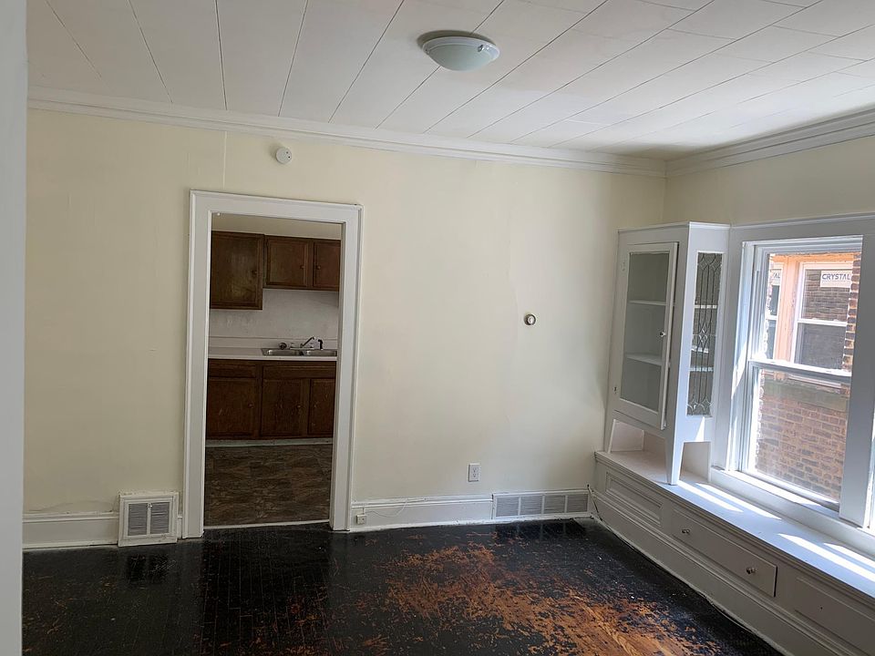 2nd image of 14633 Coit Rd APT 3