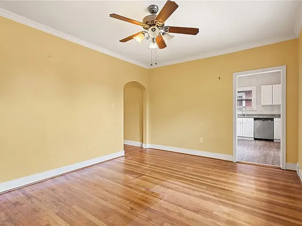 6525 Dalzell Pl, Pittsburgh, PA 15217