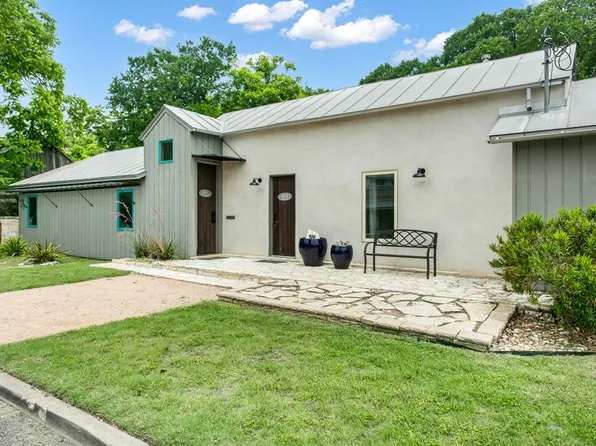 406 W Schubert St, Fredericksburg, TX 78624