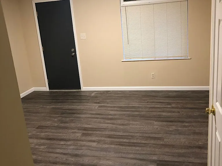 2900 Willett Rd — Photo 6
