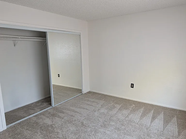 219 N Mission Rd #A — Photo 9