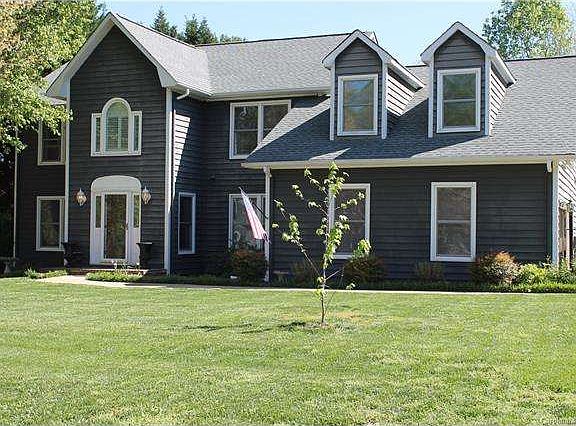 2nd image of 1516 Derby Downs Dr