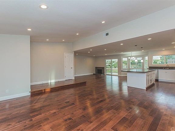 5th image of 1026 Sherwood Ct