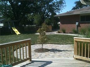 3rd image of 3556 Kingsway Dr