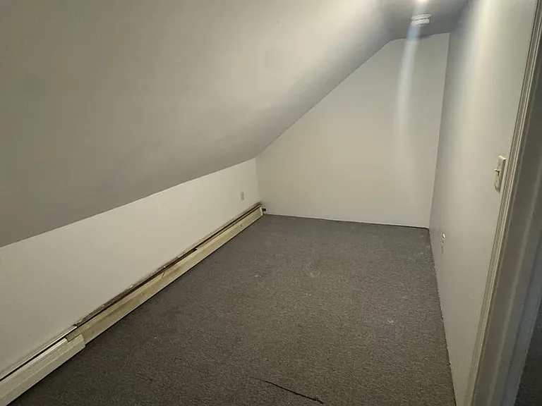 11 Mulberry St — Photo 13
