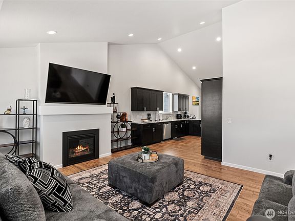 4th image of 816 163rd Street Ct E