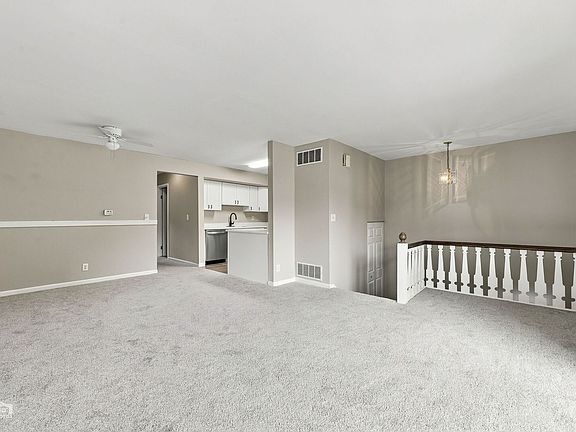 5th image of 457 Sioux Dr