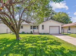 3307 S Vine St, Wichita, KS 67217