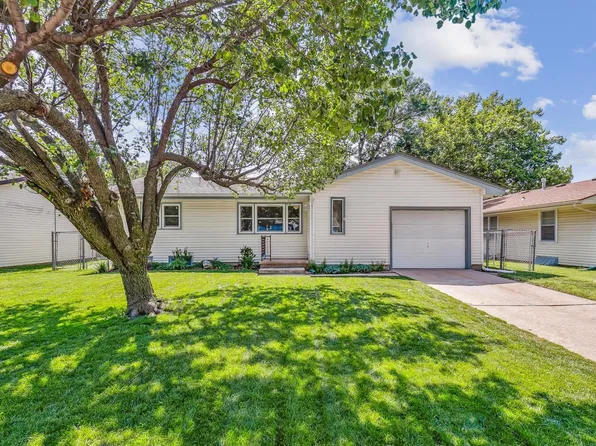 3307 S Vine St, Wichita, KS 67217