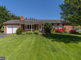 13711 Royal Rd, Hagerstown, MD 21742