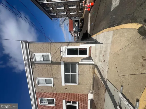 1011 Wood St, Bristol, PA 19007