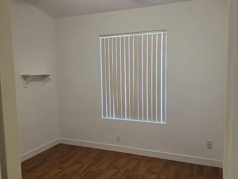 9247 W Brown St — Photo 10