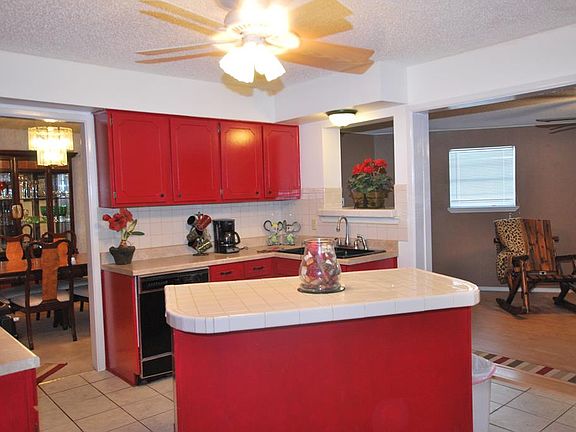 5th image of 3504 Cambridge St