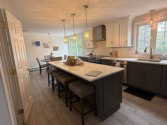 3rd image of 68 Metacomet Ave