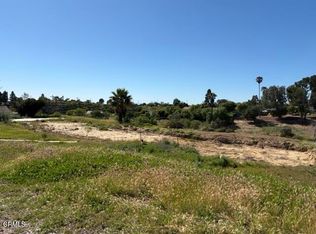 127 Cerro Crest Dr, Camarillo, CA 93010