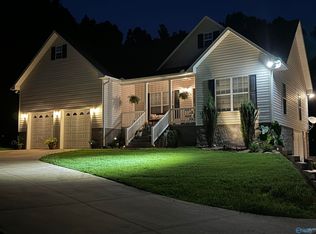 455 Satterfield Ln, Gadsden, AL 35901