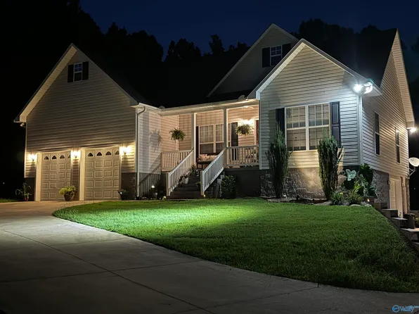 455 Satterfield Ln, Gadsden, AL 35901