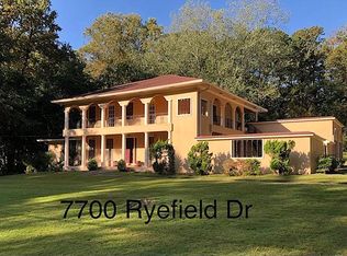 7700 Ryefield Dr, Sandy Springs, GA 30350