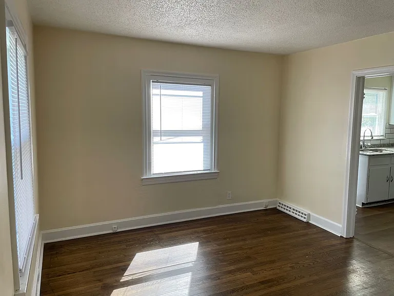 2918A & B Archdale Rd — Photo 14