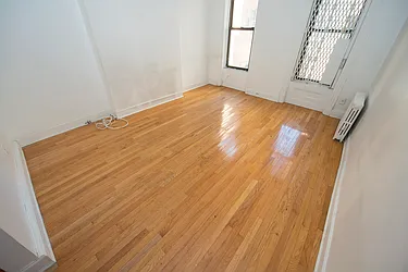 Rented by Nolita Group