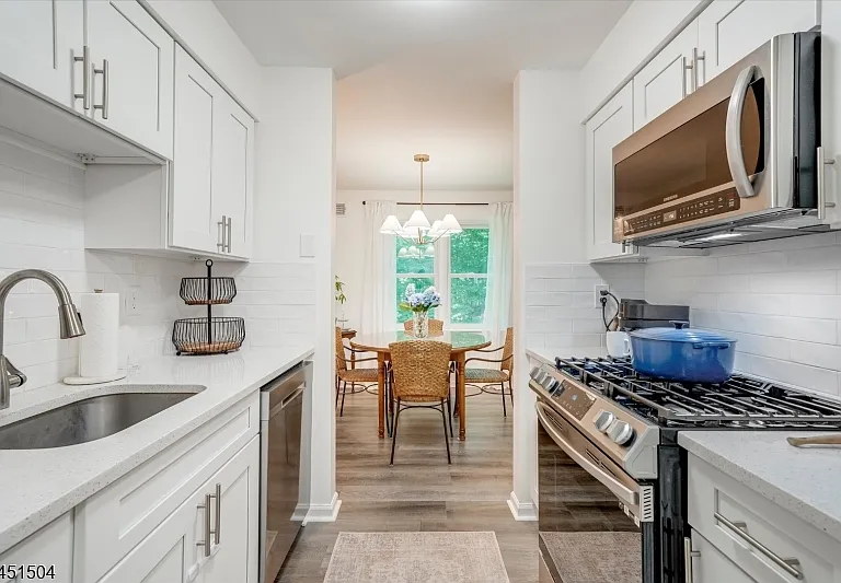 34 Loantaka Way #K — Photo 18