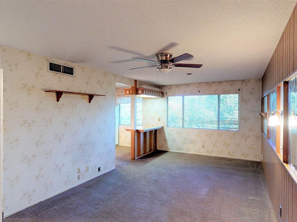 1st image of 2534 W Berridge Ln #E208