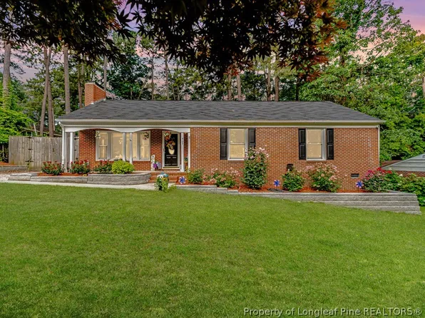 905 Lewis St, Fayetteville, NC 28303