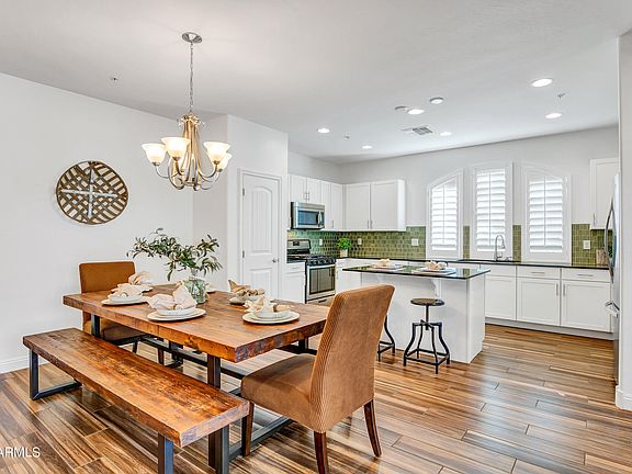 4th image of 20899 W MAIDEN Lane