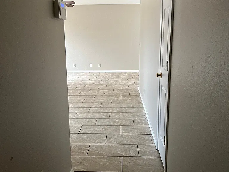 6119 S Madison Pl — Photo 14