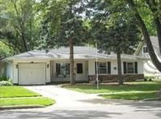 1845 Vermont St, Rolling Meadows, IL 60008