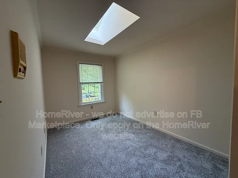 5834 Waterdale Ct — Photo 6
