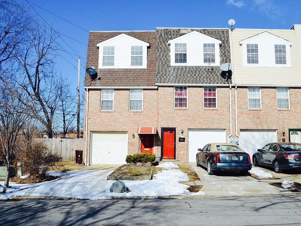 1st image of 2423 W 2nd St