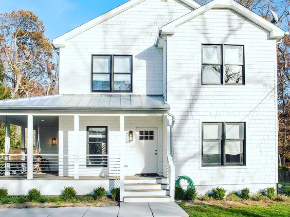 https://photos.zillowstatic.com/fp/d5391906283259b3a5c555b639b329cd-p_e.webp