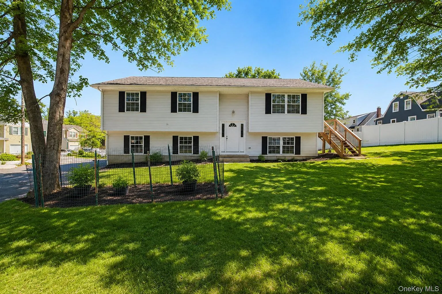 25 Clinton Street, Middletown, NY 10940 — Photo 3