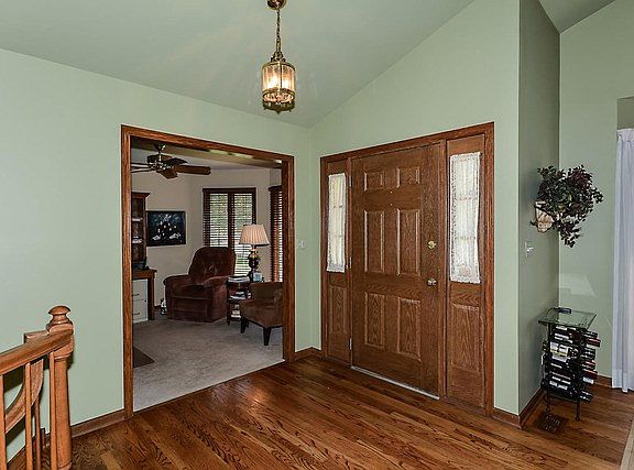 3rd image of 332 Pebble Beach Ln