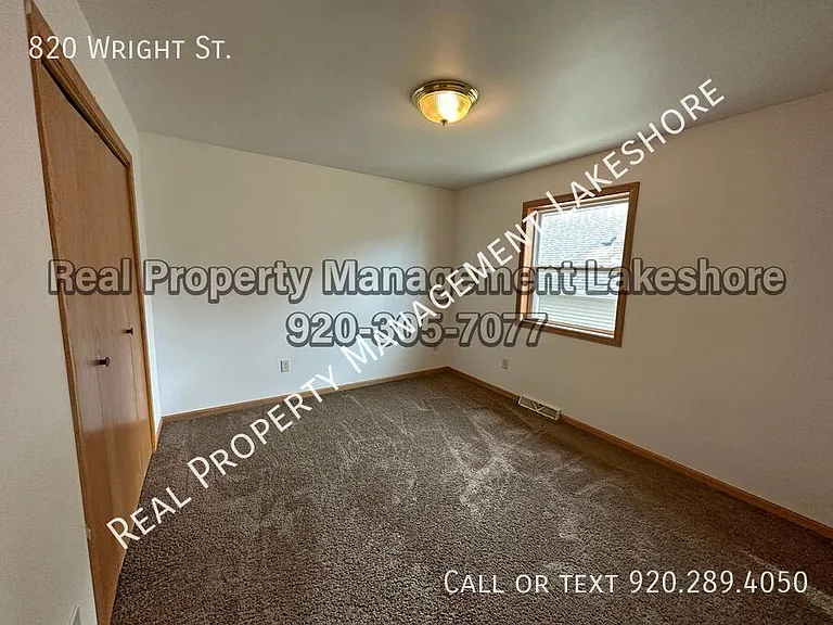 820 Wright St — Photo 17