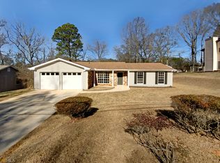 3926 Dalhouise Ln, Decatur, GA 30034