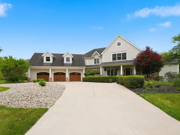 1716 Forest Trl, Fort Wayne, IN 46845