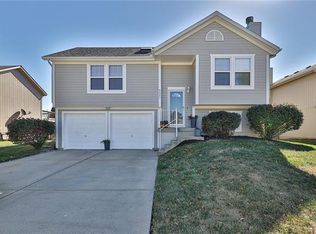 8623 NE 115th Ter, Kansas City, MO 64157