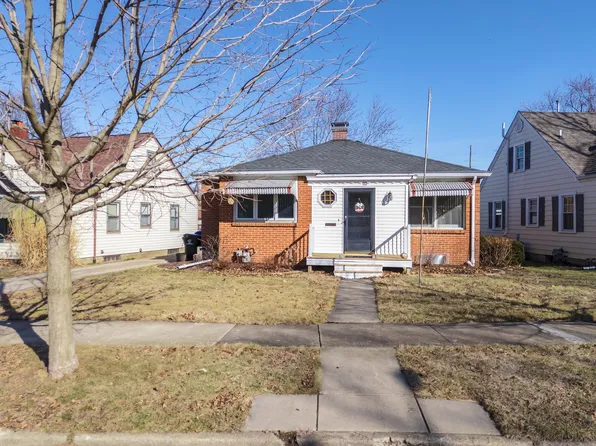 113 Maizefield Ave, Bloomington, IL 61701