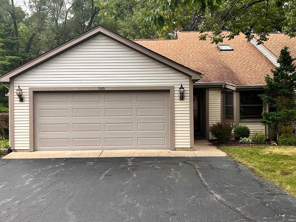 1st image of 905 Salem Pl