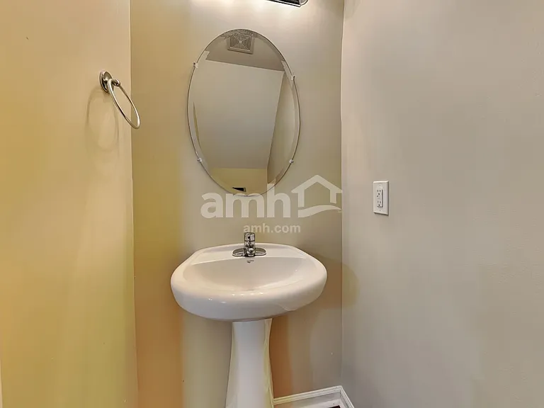 406 Flint Dr — Photo 10
