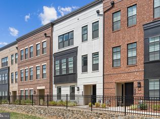 43925 Hurleys Hunt Ter, Ashburn, VA 20147