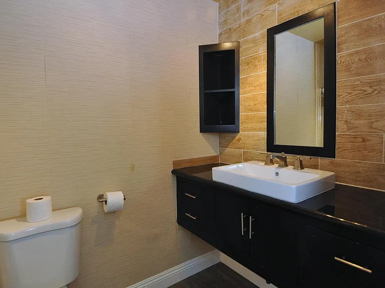4022 Layang Layang Cir #B-1 — Photo 19