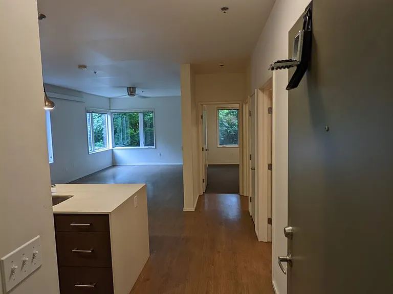 Viewpoint Terrace Apartments — Photo 116