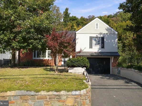707 31st St S, Arlington, VA 22202