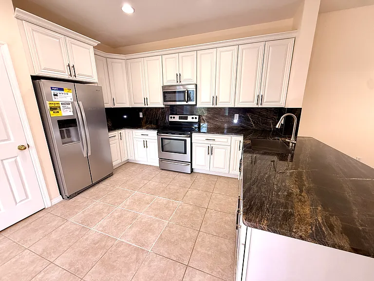 11652 Declaration Dr — Photo 15
