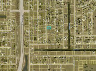 1827 NE 17th Pl, Cape Coral, FL 33909